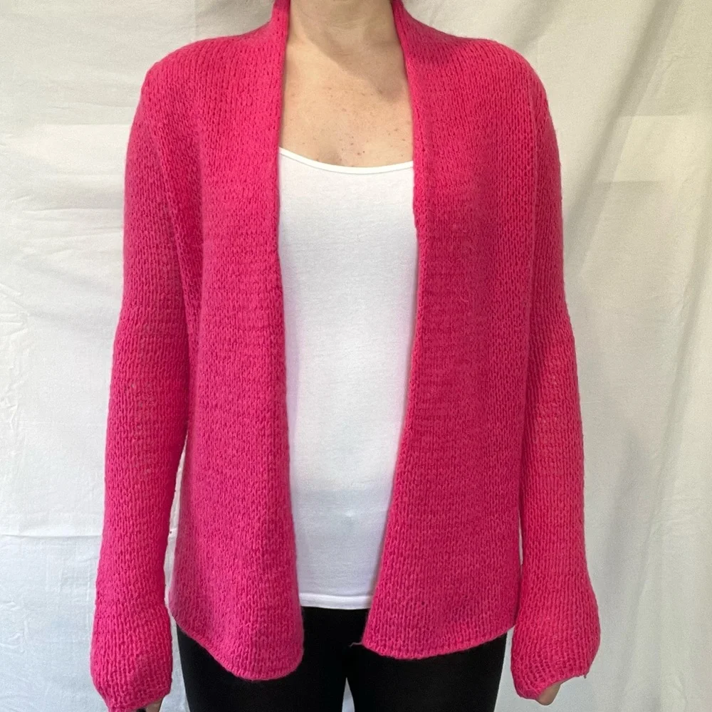 Hollister Bright Pink Knitted Cardigan size M